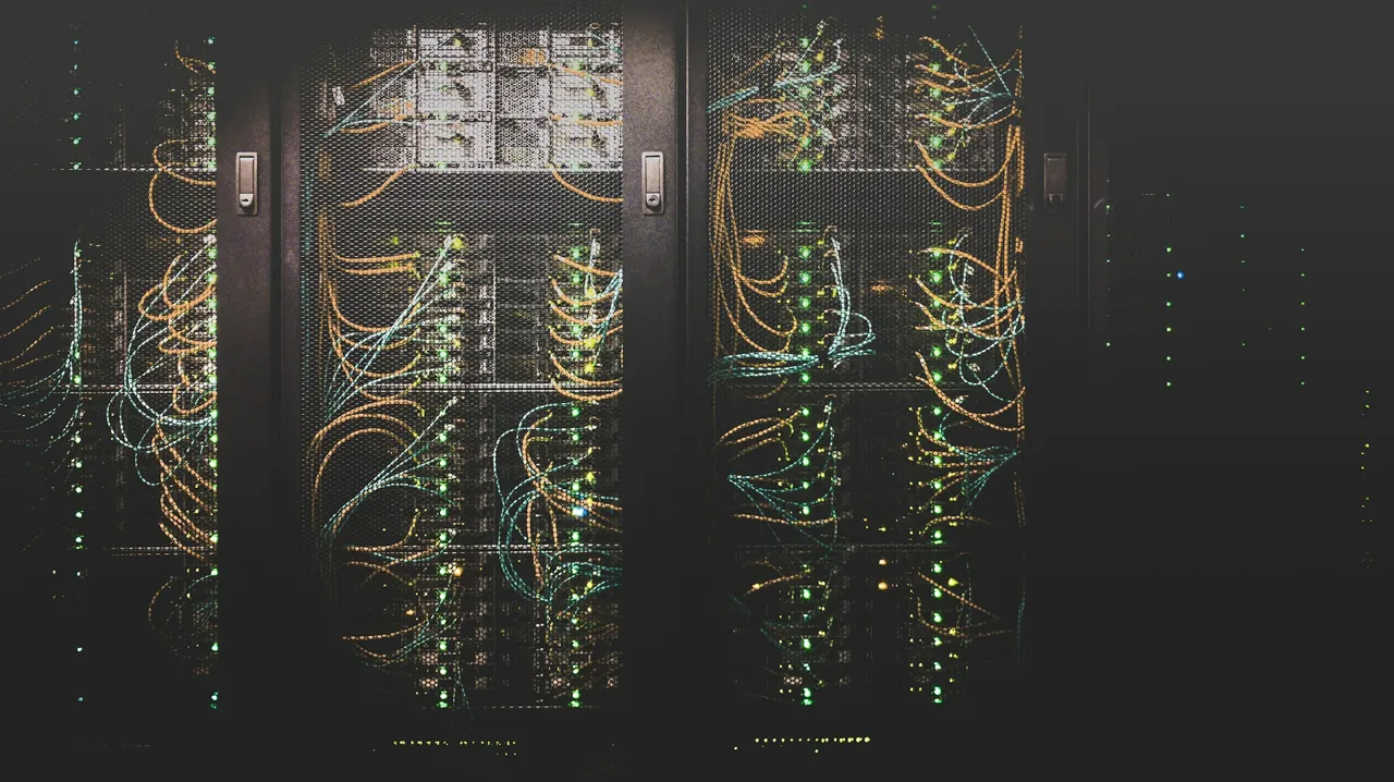 Server infrastructure bringing operational signals together